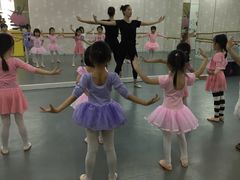 -Isee灰姑娘国际儿童艺术中心(BHGMall店)