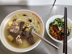 -文山荷鲜居(翠湖店)