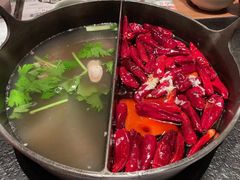 草本鸳鸯锅-盡膳口福跷脚牛肉火锅(晶耀前滩店)