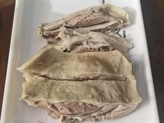-三江源美食城