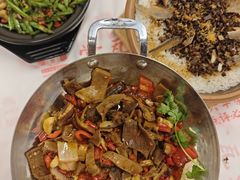 -堂瓦里·33年传统赣菜(第一街区店)