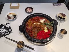 -卤校长老火锅(杨家坪直营店)