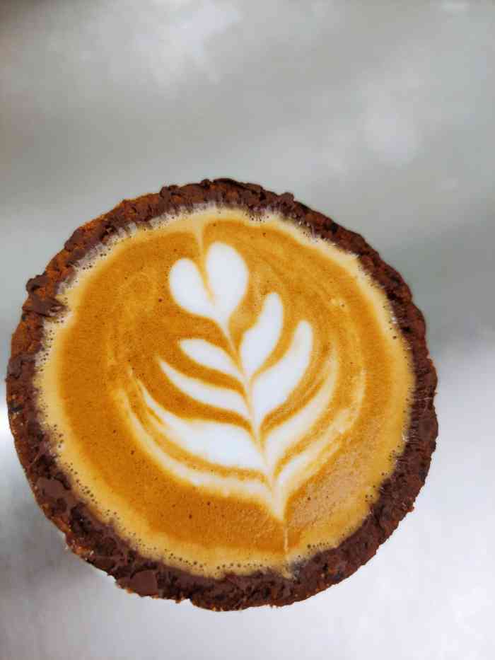 m stand (太平洋森活天地店)-"「水泥拿铁」颜色漂亮 做咖啡的小哥哥