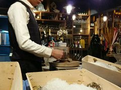 -斯普汇生蚝牛排馆(中骏世界城店)