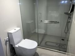 -曼谷湄南河畔华美达广场酒店