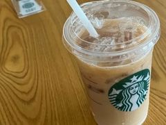 红茶咖啡鸳鸯拿铁-星巴克(夏碧路店)