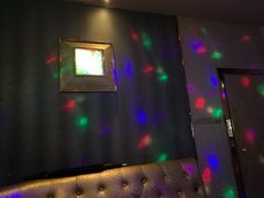 -加州红歌声宴KTV(白石洲店)
