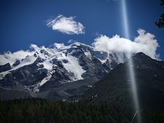 -亚拉雪山风景区