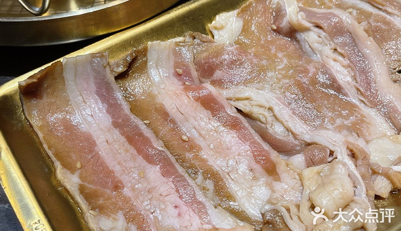 想要实现烤肉自由‼️ 只需98元/位‼️不香吗⁉️