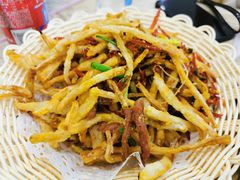 -江城燕子大排档(江汉路步行街店)