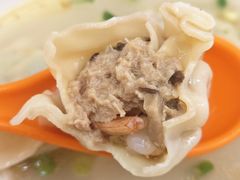-白玉兰食品甜凤店(合生汇店)