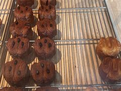-VERIE BAKEHOUSE