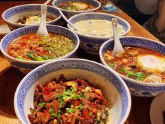 -沪西老弄堂面馆(定西路店)