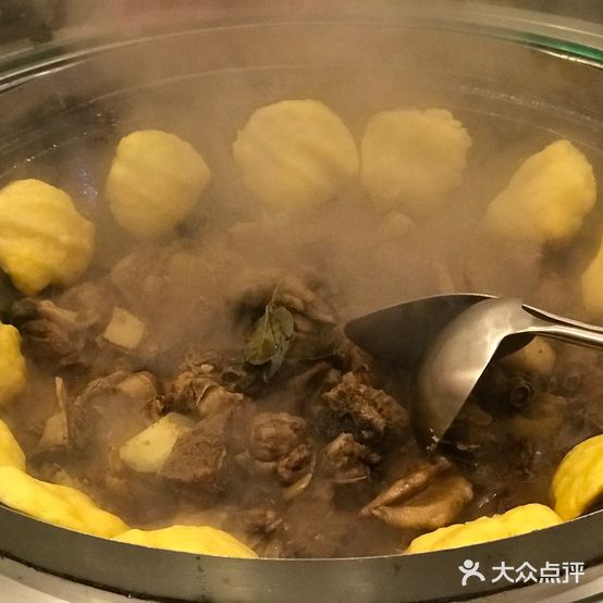 雪源东北食府(新柳大道店)