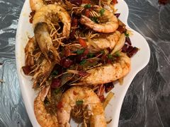 -覃记海鲜美食餐厅