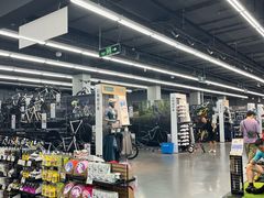 -迪卡侬(越秀公园店)