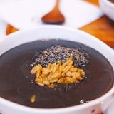 天寒露重,确定不来一碗热敷敷的芝麻糊吗