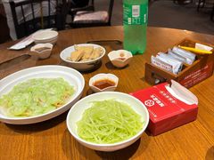 -琥珀老六龙虾(四里河店)