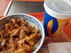 -吉野家(秀谷店)