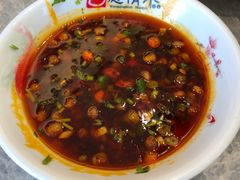 -忘情水鱼头·鲜鱼火锅(滨江中路店)