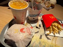 -麦当劳(百荣世贸商城店)