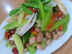 -清真老铁家灌汤包