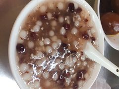 -芳婆糕团店(王府大街店)