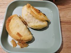 榴莲酥-老苏州大客堂·苏帮菜·松鼠桂鱼·苏州传统小吃(观前街人民商场店)