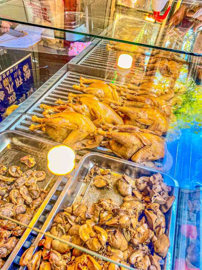 刘家烧鸡-"想吃到好吃的烧鸡就要赶早了,去的晚了只能.