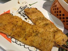 -嗨辣小聚·盘锦河蟹·海鲜烧烤龙虾(盘锦十年好店)