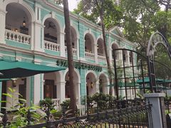 -星巴克臻选(广州沙面店)