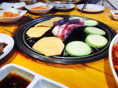 -唯成•韩国炭火烤肉 유성고기