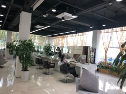 -CARR SALON