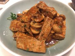 -港丽餐厅(高德置地店)