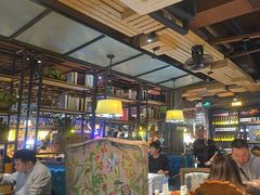 -领鲜活海鲜榴莲自助火锅(东门店)