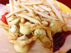 炸云吞-華叔茶記