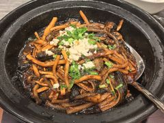 -汗腾格里·风味餐厅(新疆驻京办店)