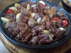 -老东镇啤酒屋海鲜加工·蒸汽海鲜·海鲜烧烤(台东店)