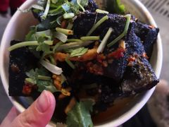 -黑色经典臭豆腐·湖南特产(步行街店)