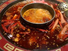 -蜀辣居鲜货老火锅(双流万达店)