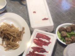 -罗二娘·鲜切牛自助火锅(罗湖东门步行街店)