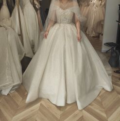 -予白婚纱礼服馆