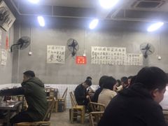 大堂-咏勝锑锅麻辣烫(净居寺路总店)