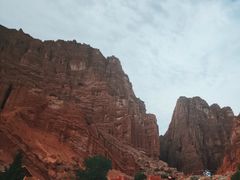 -天山神秘大峡谷