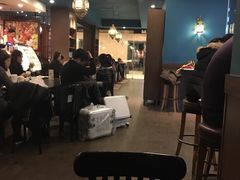 -星巴克臻选(上海中环广场2F店)