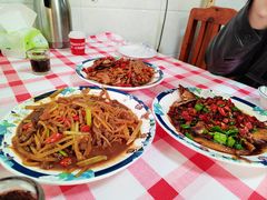 -铁头烧菜馆(立新路店)