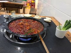 -虎贲三拖八老火锅(洋人街店)