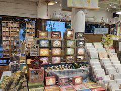 -猫的天空之城概念书店(杭州南宋御街店)