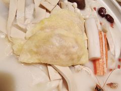 -三人行骨头王火锅(长寿店)