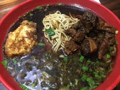 -小龙大肉面馆